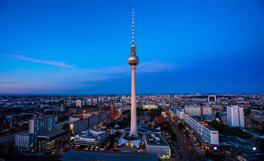 Berlin TV Tower (Fernsehturm) — Sphere bar and restaurant, Berlin