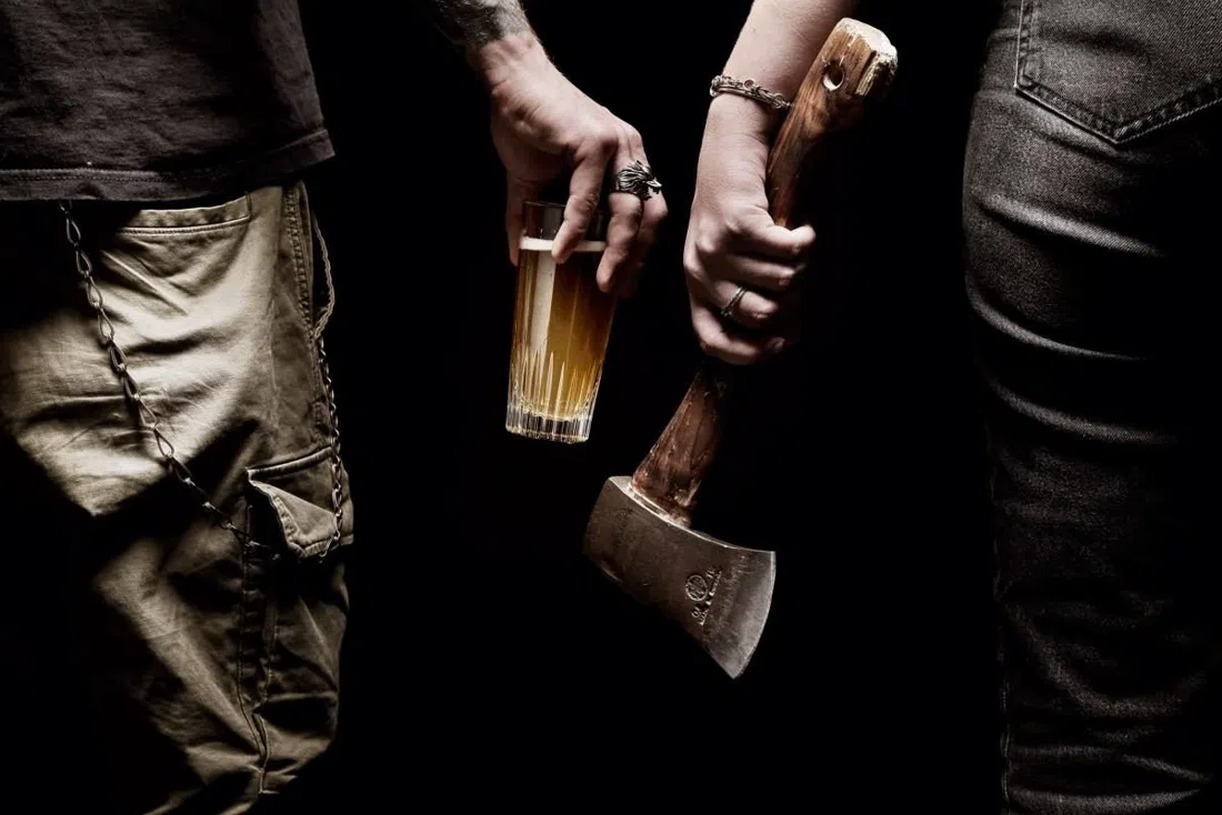 Axes and beer at WoodCutter Berlin