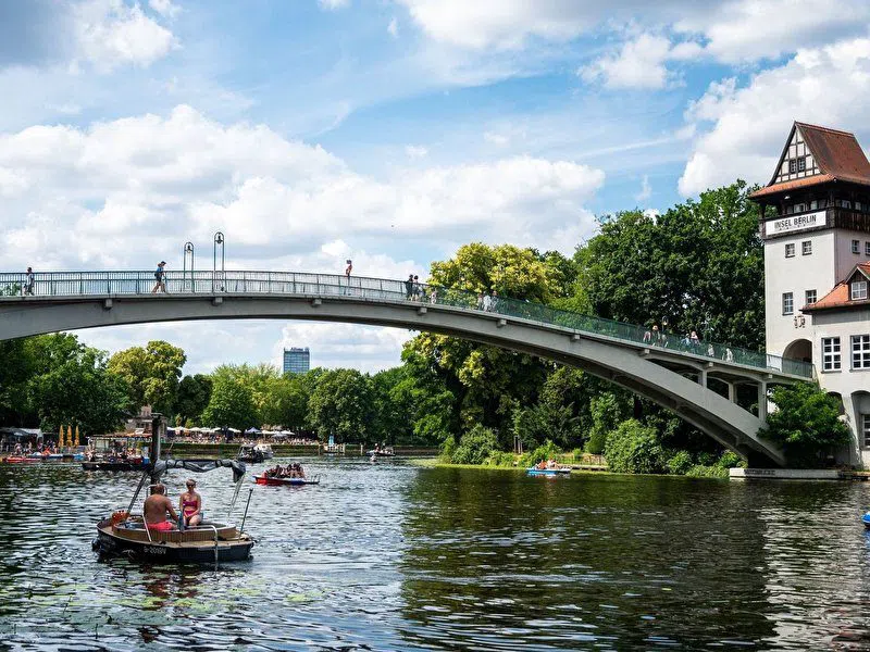 Treptower Park (incl. Karpfenteich and Spree promenade), Berlin