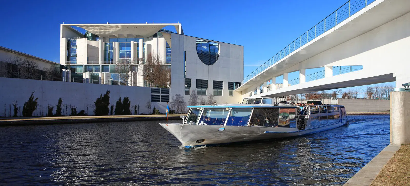 STERN+KREIS Schiffahrt — Hafen Treptow, Berlino