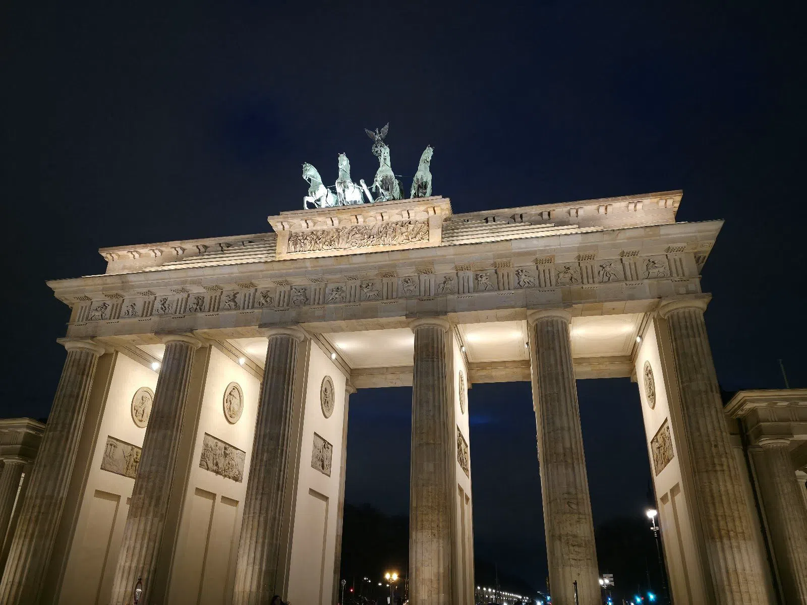What to see at Berlin's Brandenburg Gate and when to go